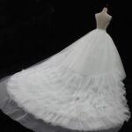 Enagua para vestidos de novia con cola catedral y volantes para vestidos de falda ancha con cola