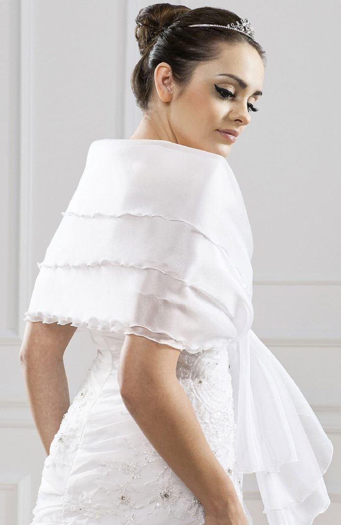 Estola para vestidos de novia tienda online italiana a precio económico  fabricada en organza. - Sposamore