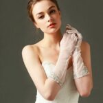 Guanti sposa vendita online in tulle con decorazioni sartoria italiana