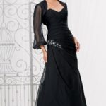 Abito da cerimonia con giacca per feste di matrimonio fatto in raso e tulle con decorazioni di pietre scintillanti
