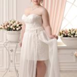 Vestido de novia corto de encaje con falda desmontable, corpiño palabra de honor con escote corazón, mini falda