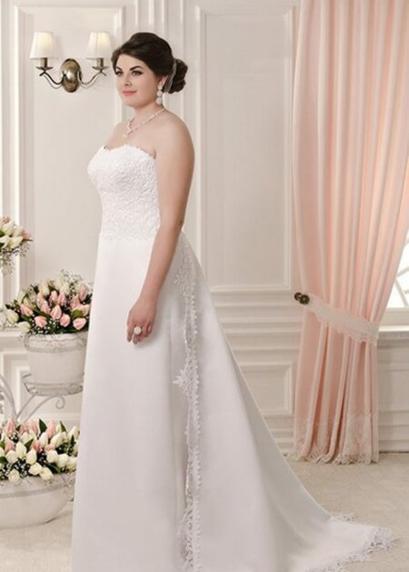 Vestido de novia talla grande de corte cola desmontable escote corazón confeccionado en satèn con aplicaciones de encaje un precio barato -