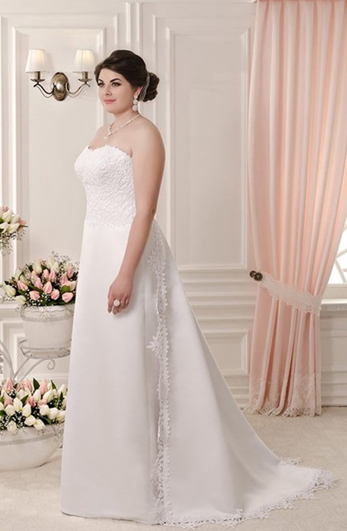 Plus size straight cut wedding dress with detachable train sweetheart  neckline made of satin with lace applications at a cheap price. - Sposamore