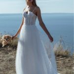 Asequible vestido de novia de corte A con escote corazón y corpiño más bustier de organza