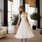Short wedding dress online with halter neck made in organza