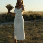 Online straight fit wedding dress made in taffeta with bateau / V neckline