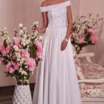 Vestidos de novia Ravenna, Vestido de novia sencillo para boda civil confeccionado en encaje y chifòn colección 2021