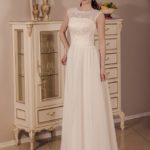 Turin wedding dresses, simple dress for civil wedding Boho Shabby Chic style, bodice made in satin and tulle with lace appliqués