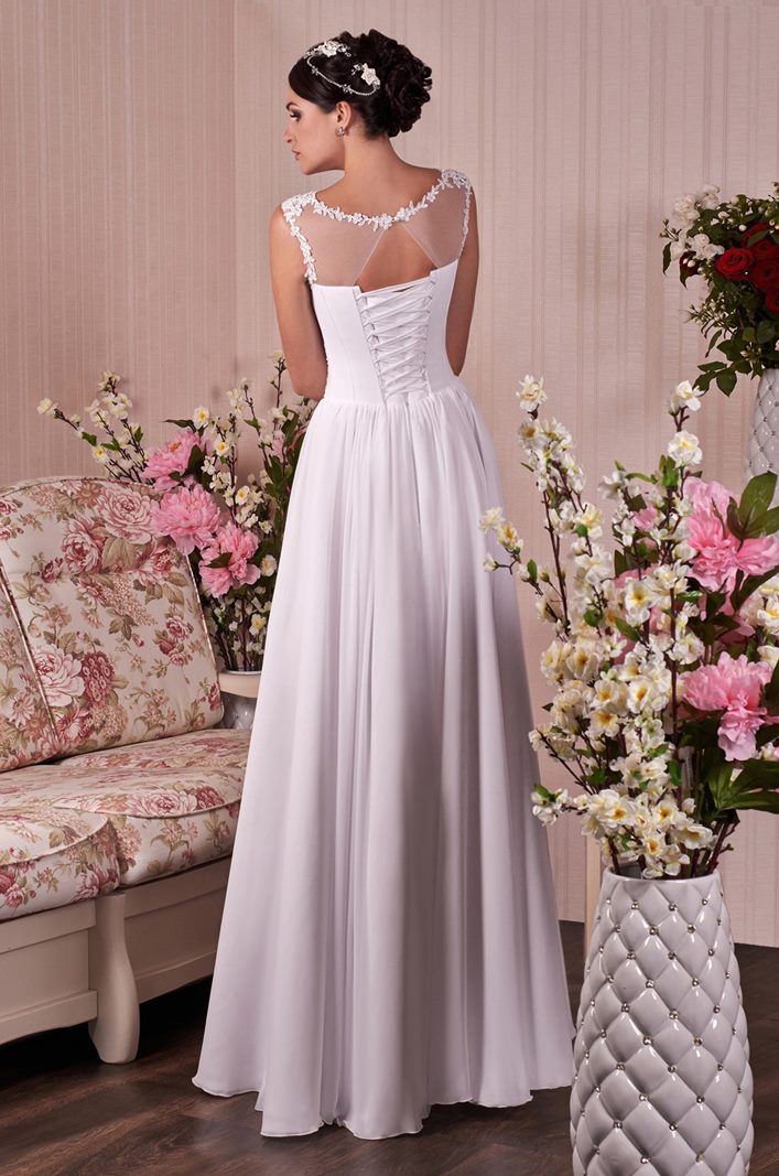 Vestido de novia sencillo para boda civil realizado en chifòn con apliques  de encaje de la nueva colección 2021 - Sposamore