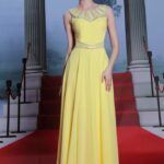 Vestido económico para ocasiones especiales color amarillo confeccionado en chifòn con un diseño  muy exclusivo