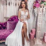 Provocative wedding dress with many transparencies made of tulle with tattoo-effect lace appliqués
